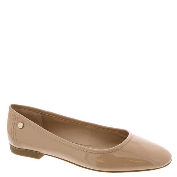 Vince Camuto Shoes - VINCE CAMUTO MINNDY FLATS  SIZE 7M NEW WITHOUT BOX